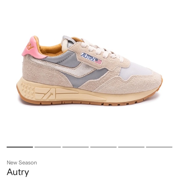Autry Shoes - Autry Beige and Pink Sneakers